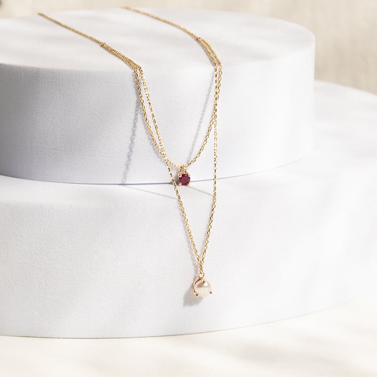 Zlatý náhrdelník s perlou a rubínom Auburn 142722