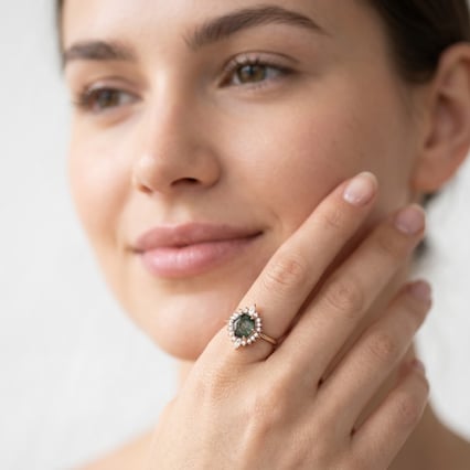 Rozvodový prsteň s machovým achátom a moissanitmi Truman