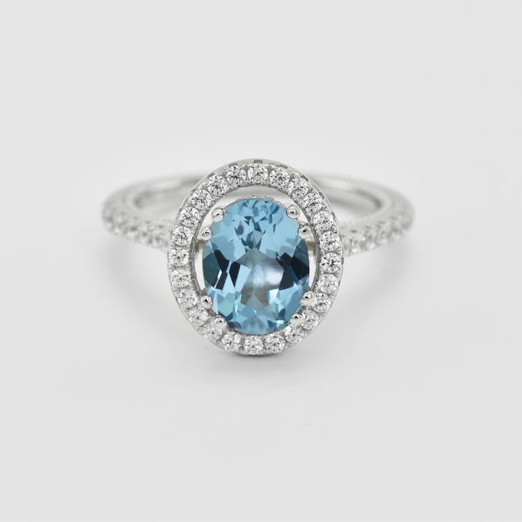 Strieborný prsteň s londýnskym topásom 23718