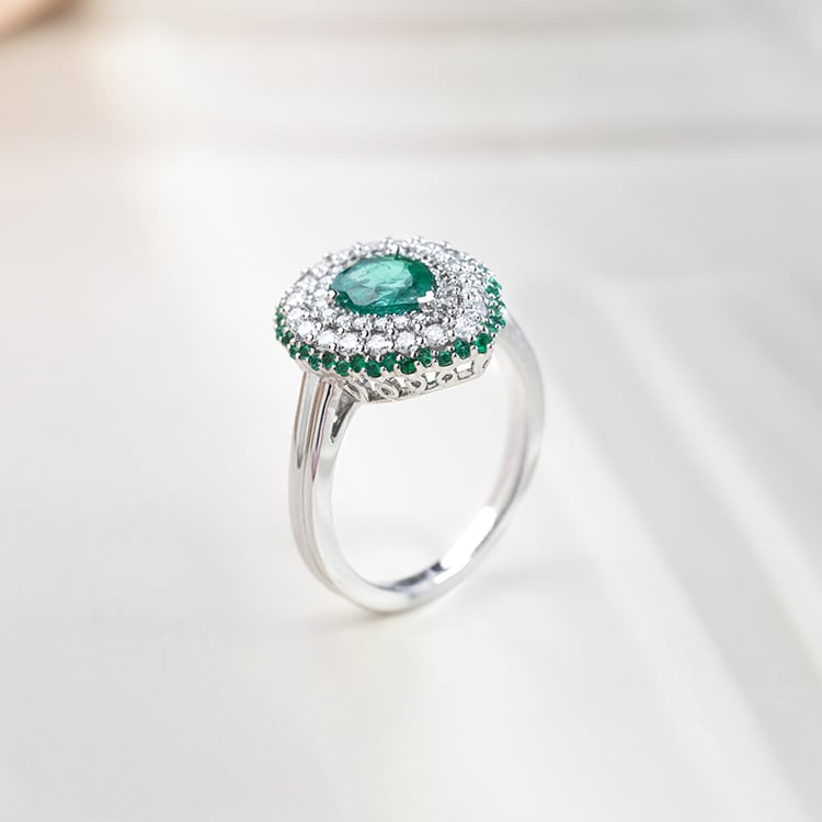 Zlatý prsteň plný smaragdov a diamantov Slazie 152253