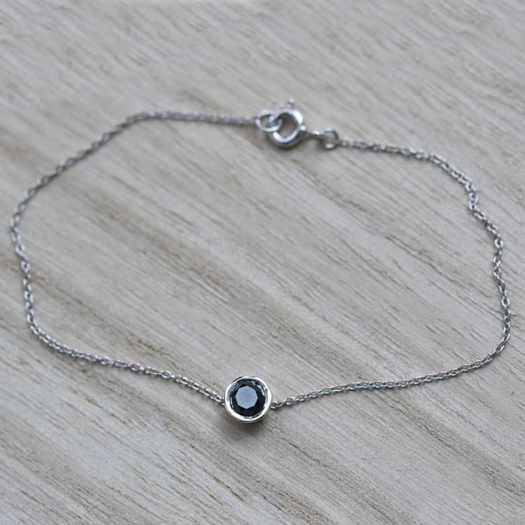 Platinový náramok s čiernym diamantom 71532