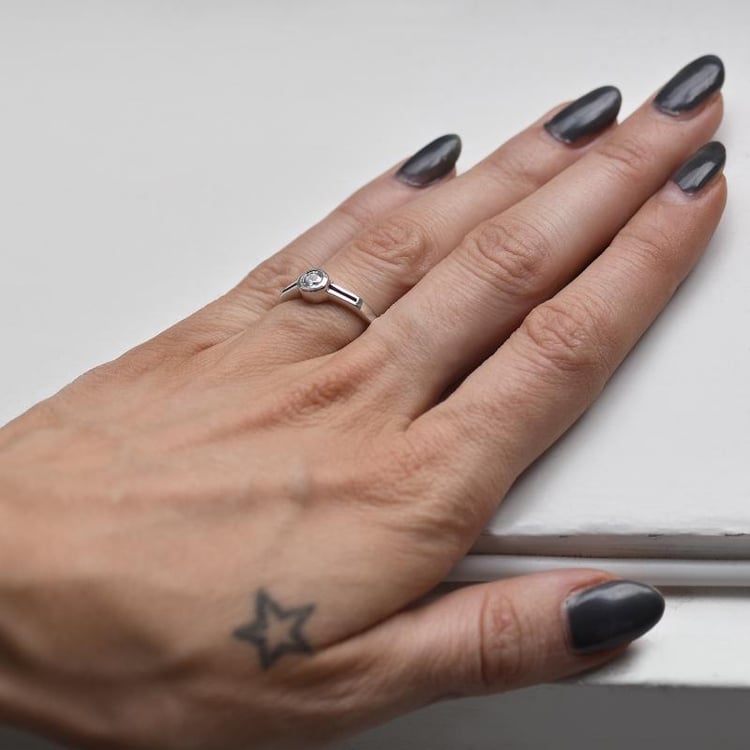 Zásnubný prsteň s diamantom 29654