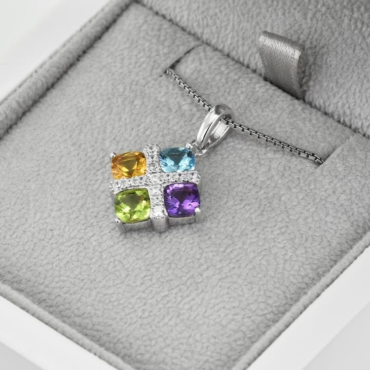 Prívesok s drahokamami 38172