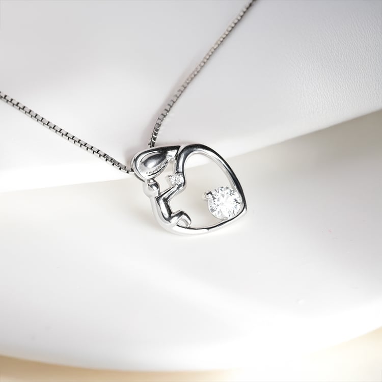 Strieborný prívesok matka a dieťa s bielym topásom a diamantom Heli 151276
