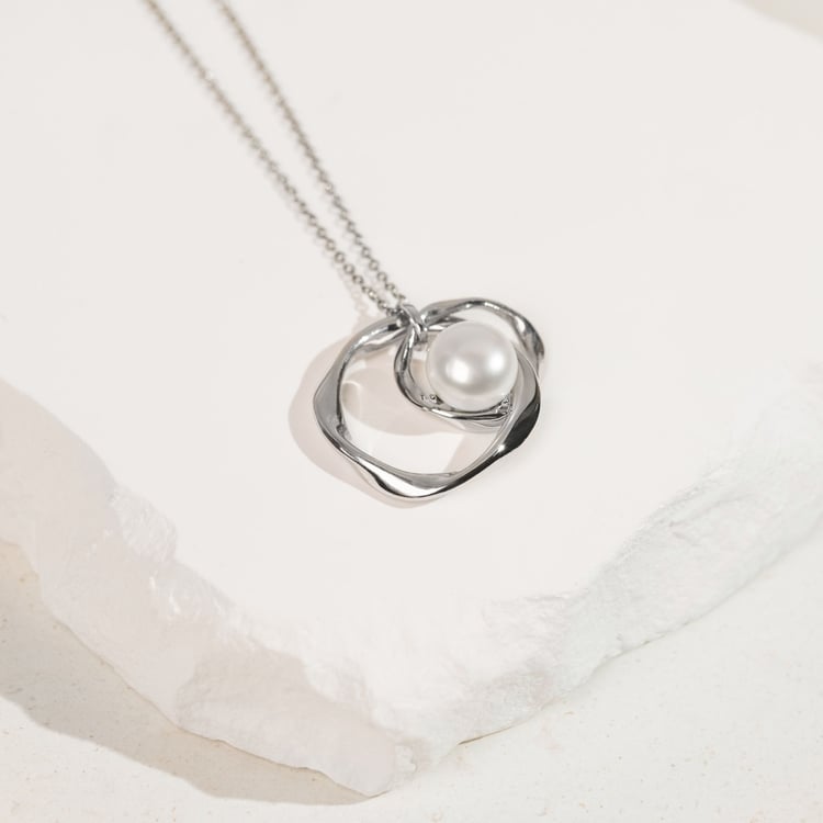 Strieborný prívesok s perlou Alya 163928