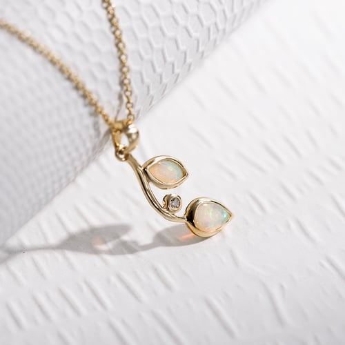 Opálový set šperkov v tvare lístkov s diamantmi Petal