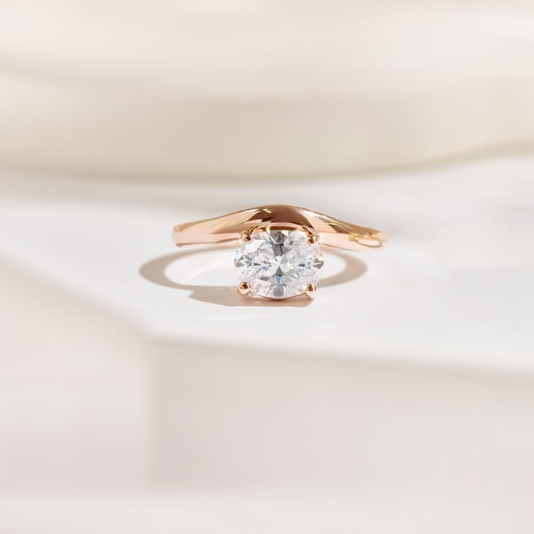 Atypický zásnubný prsteň 154843