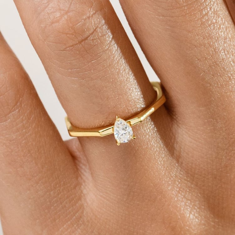 Zlatý prsteň s lab-grown diamantom Morgan 163547