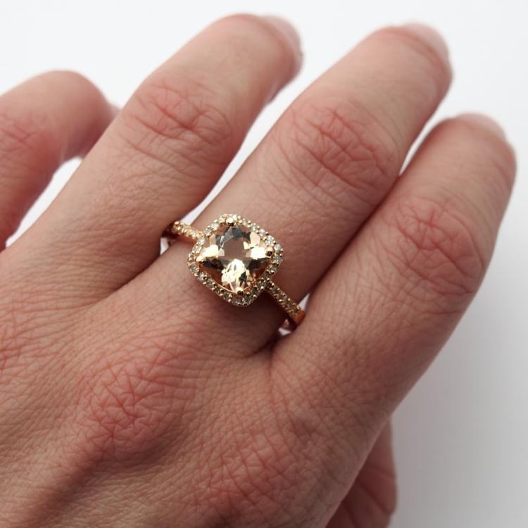 Prsteň s morganitom a diamantmi 10961