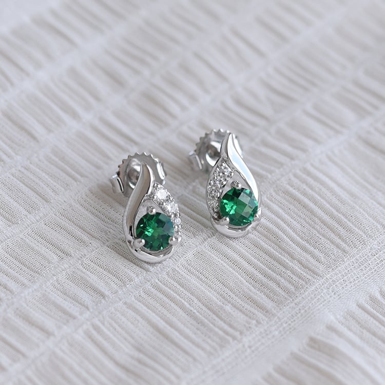 Smaragdové náušnice 64301