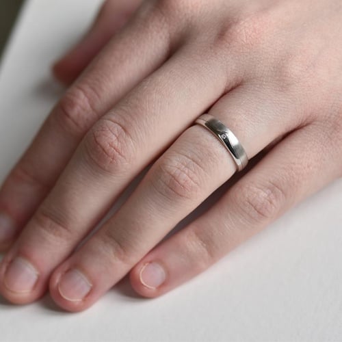 Zlaté svadobné prstene s diamantom Sari