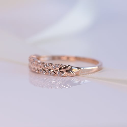 Eternity prsteň s lab-grown diamantovými lístkami Fulton