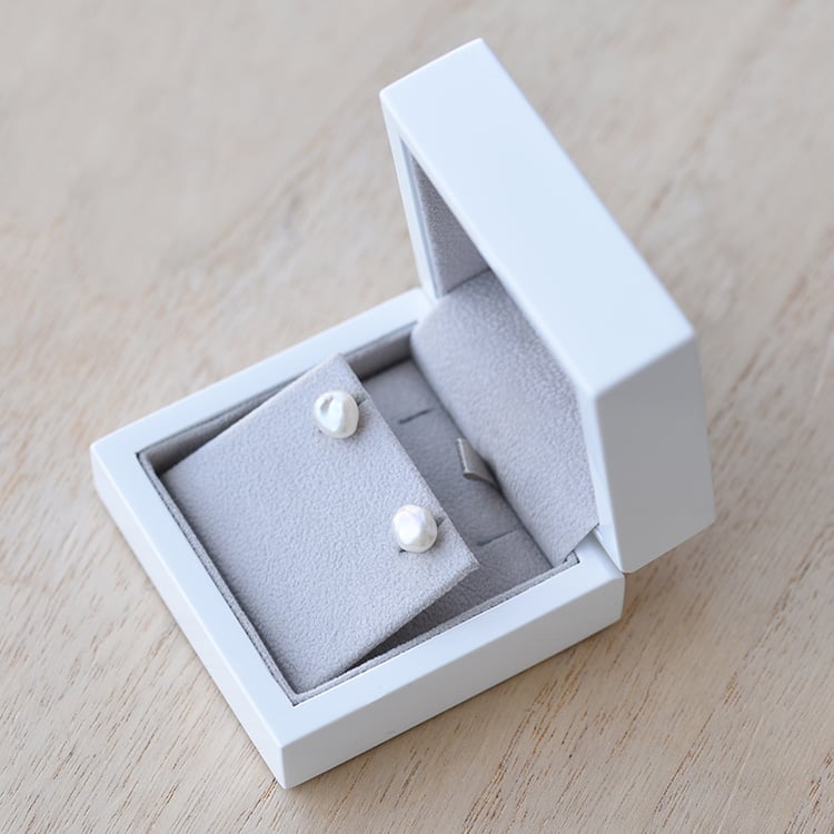 Náušnice s prírodnými perlami 61278