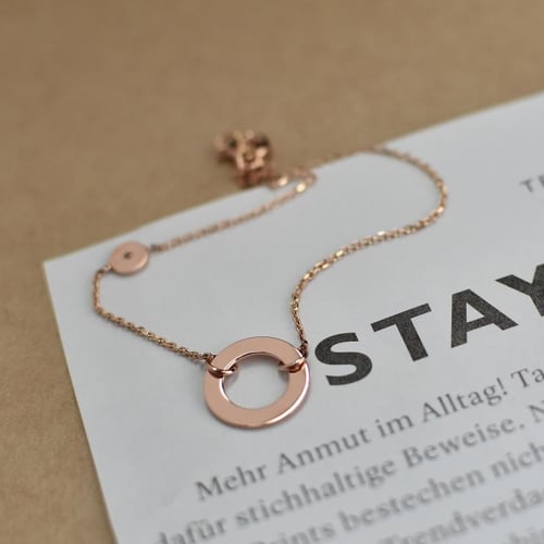 Zlatý fashion náramok s diamantom Vadelejka