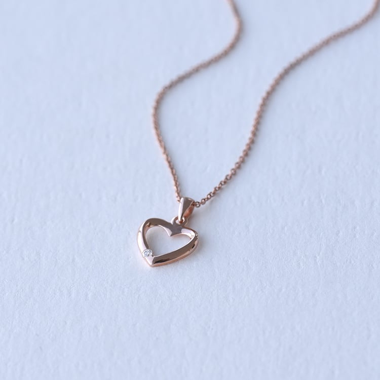 Prívesok so srdiečkom a diamantom 74376