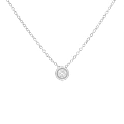 Diamantový náhrdelník v minimalistickom štýle Jyrki
