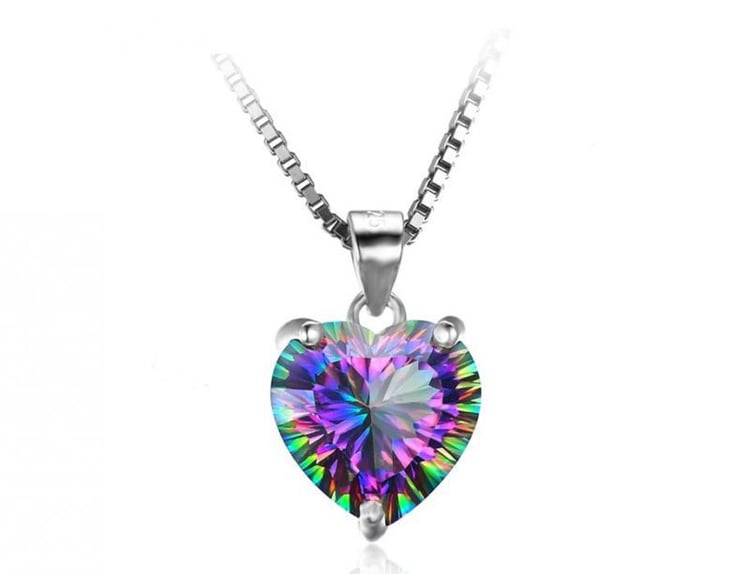 Náhrdelník s quartzom