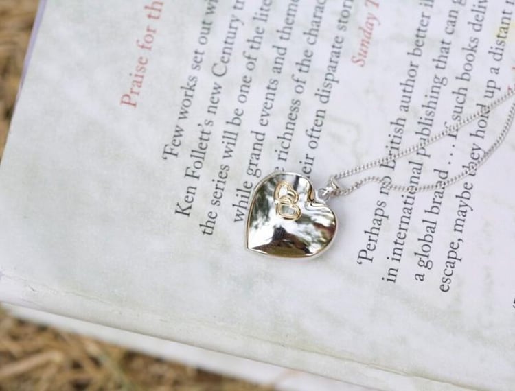 Medailón zo striebra Anoush 6347