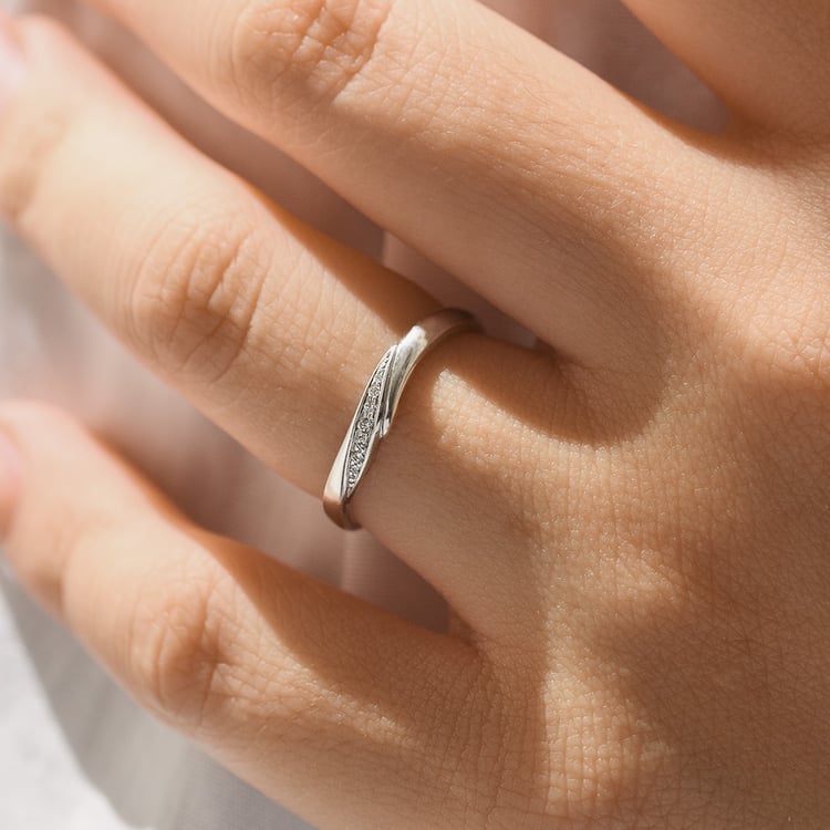 Prsteň z bieleho zlata s lab grown diamantmi Maiara 163780