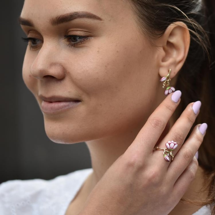 Kvetinový prsteň s diamantom 43583