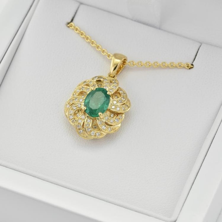 Zlatý prepletaný náhrdelník 25830