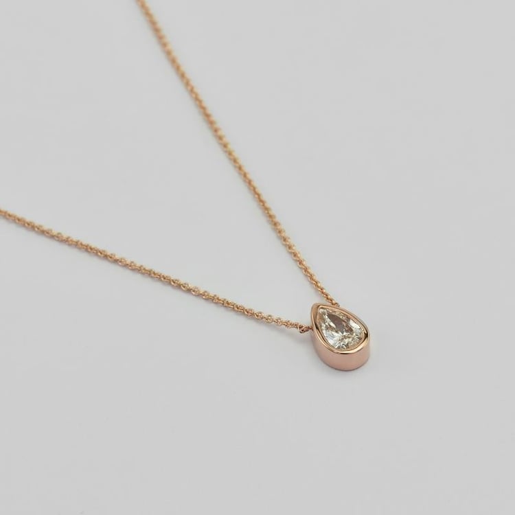 Diamantový náhrdelník 38430