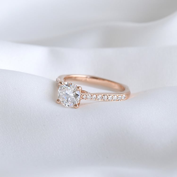 Zásnubný prsteň s postrannými lab-grown diamantmi Alani 115905