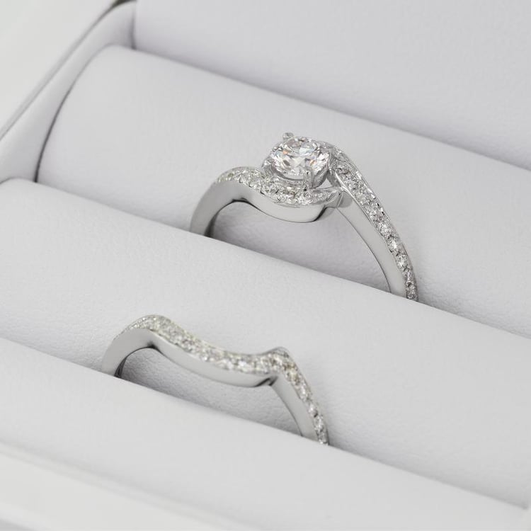 Zlatý zásnubný prsteň 22862