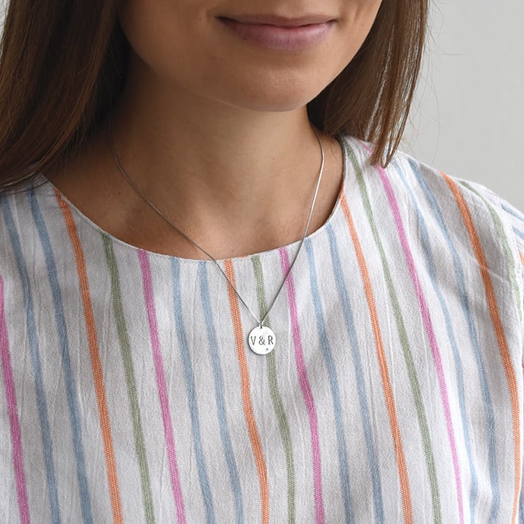 Zlatý náhrdelník s diamantom 67556