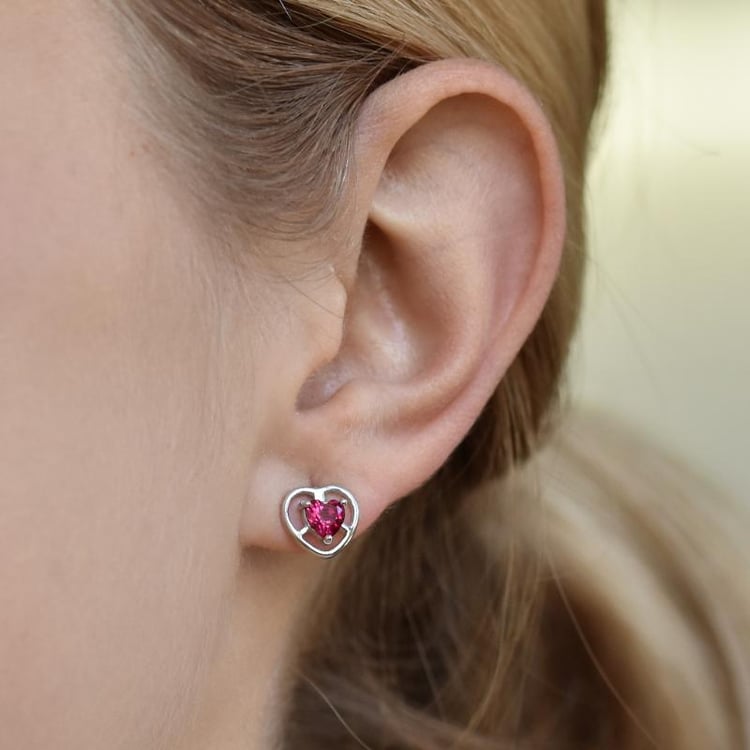 Romantické strieborné náušnice s rubínmi 13986