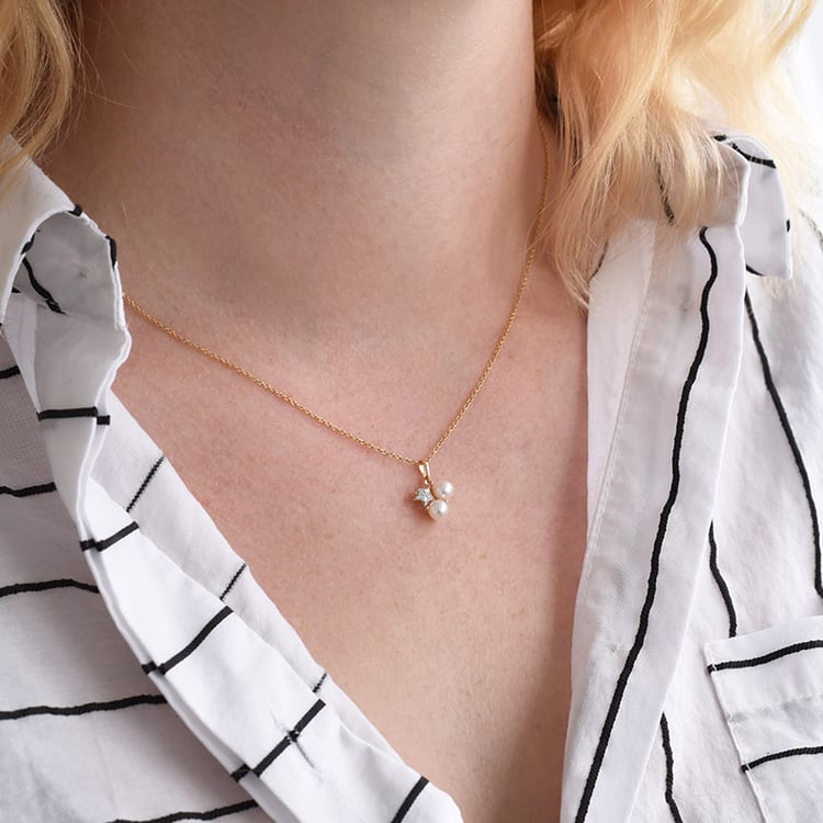 Perlový prívesok s hviezdou plnou diamantov 87422