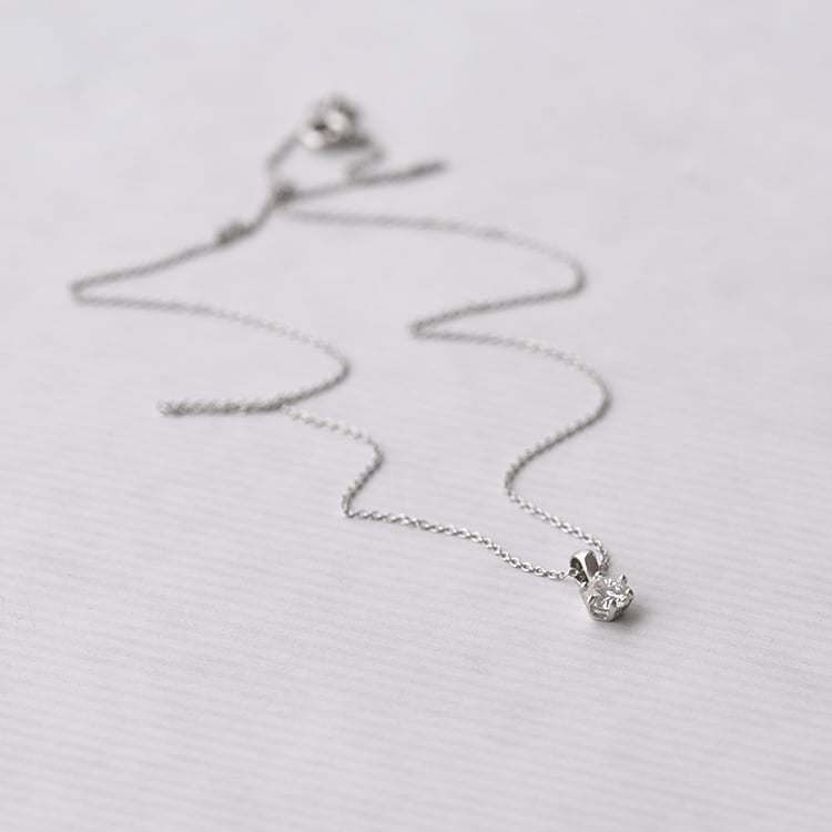 Náhrdelník s moissanitom zo zlata 72065