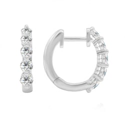 Kruhové náušnice zdobené diamantmi Aba