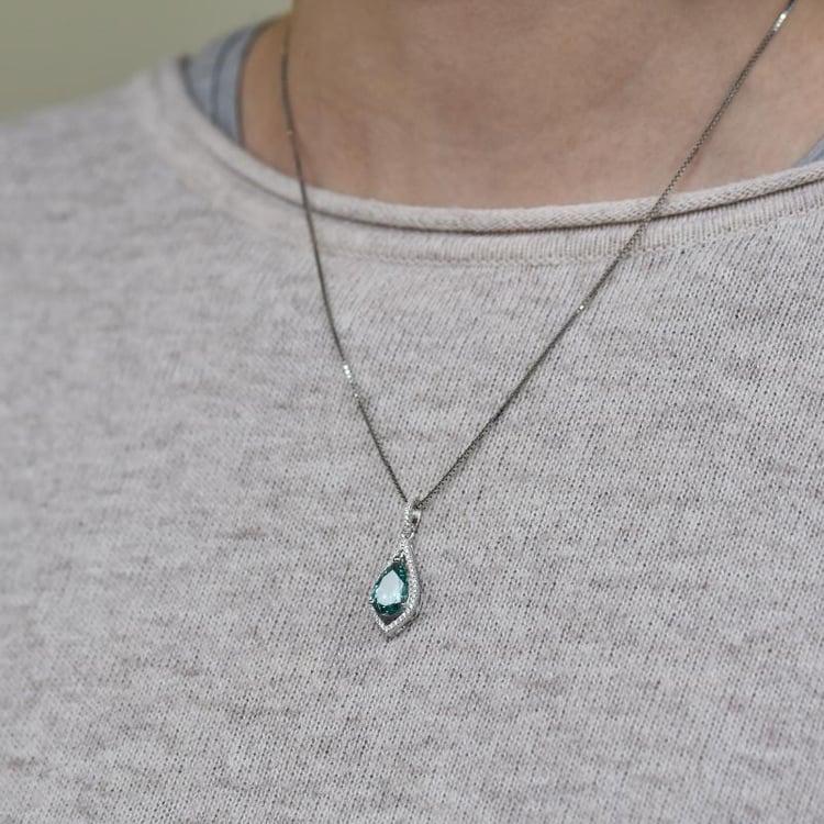 Strieborný prívesok s turmalínom 26142