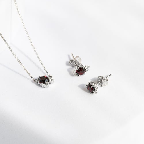 Cluster náušnice s českými granátmi a diamantmi Alary