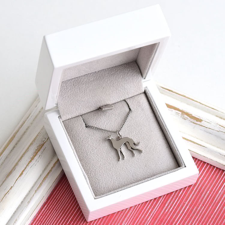 prívesok v tvare psa zo striebra 84465