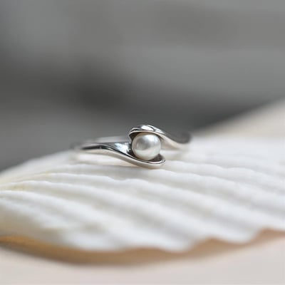 Perlový prsteň