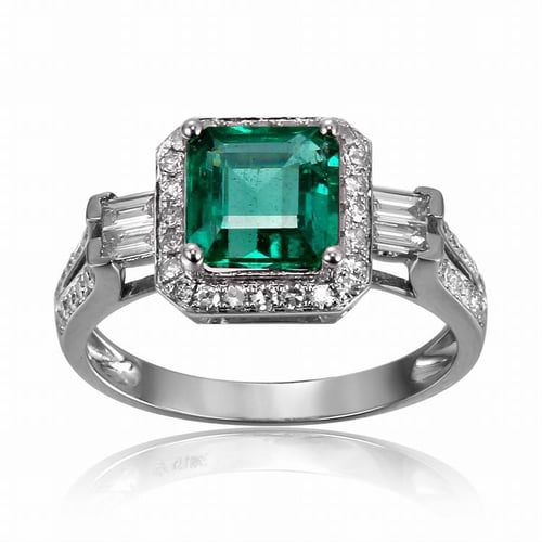Zlatý prsteň sa smaragdom obklopeným diamantmi Cliantha
