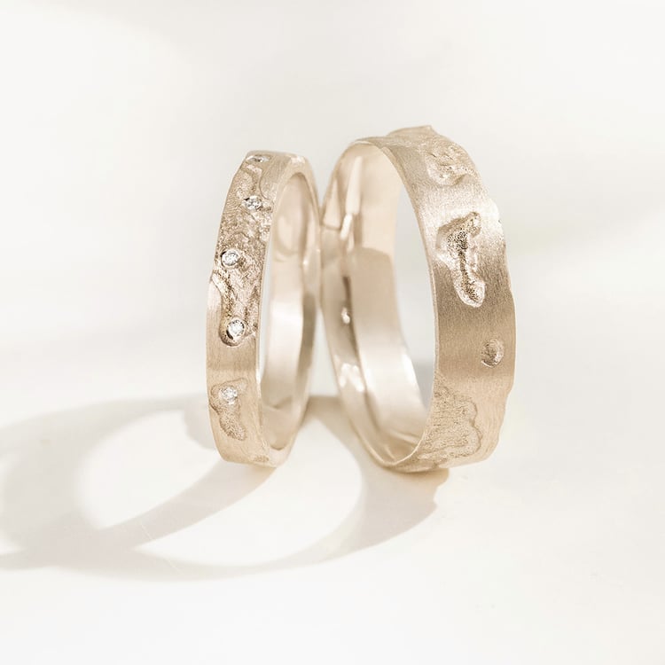 Svadobné obrúčky s ručne rytým povrchom Cley 166265