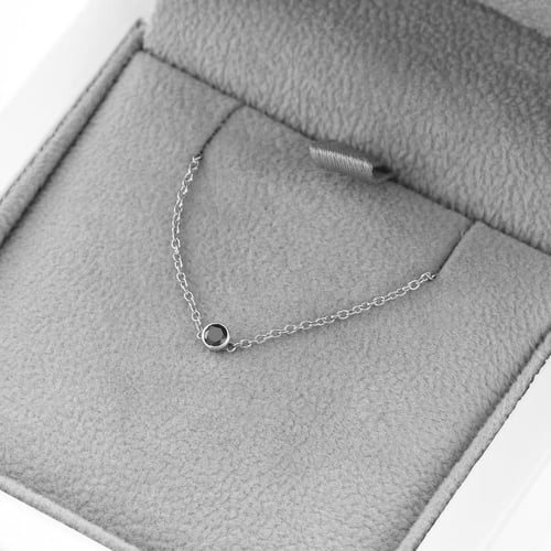 Zlatý minimalistický náramok s čiernym diamantom Lepio