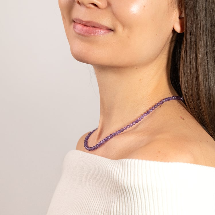 Strieborný náhrdelník s ametystovými korálkami Dule 149958