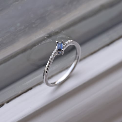 Prsteň so zafírom a diamantmi Tatiana