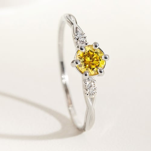 Zásnubný prsteň zo zlata s 0.36ct IGI certifikovaným lab-grown diamantom Mileva