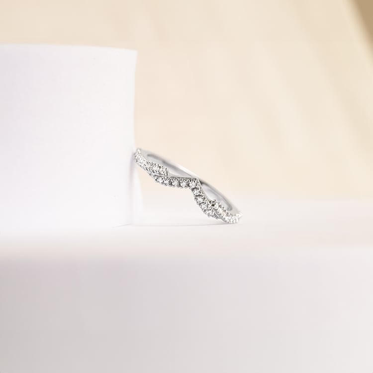 Vykrojený eternity prsteň s lab-grown diamantmi Cathal 142653