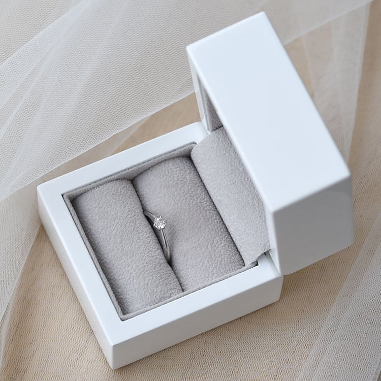 Prsteň z bieleho zlata 94786