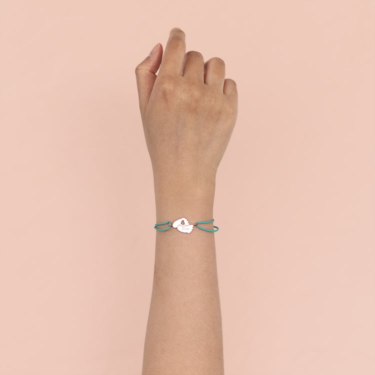 Strieborný povrázkový náramok s detskými nožičkami a gravírovaním Vinka 120479