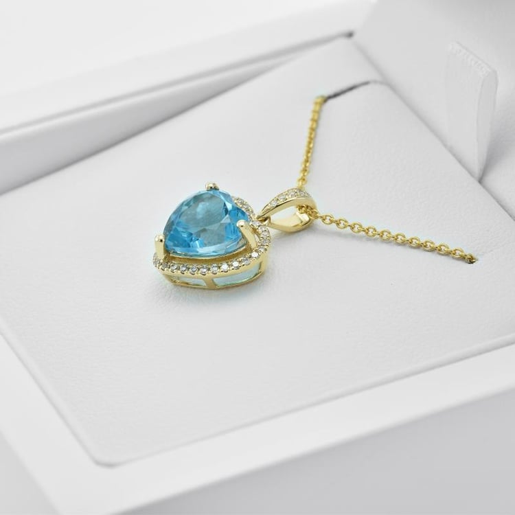 Zlatý prívesok so srdcom 29987