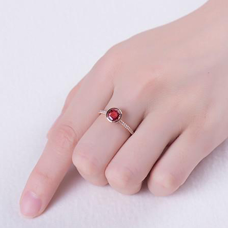 Prsteň z ružového zlata s turmalínom 75950