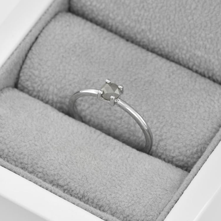 Prsteň s diamantom zo zlata 44263