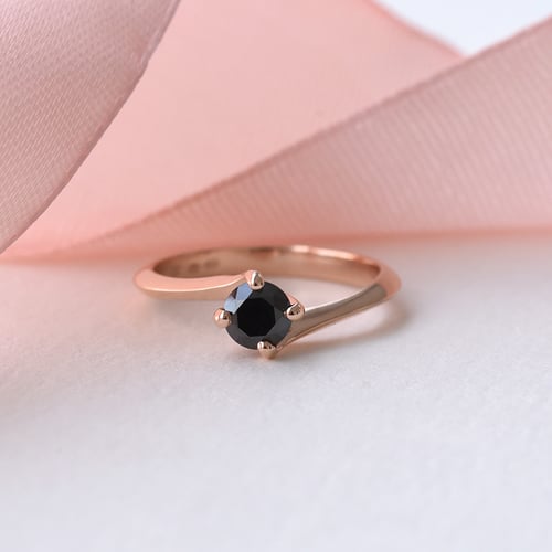 Zásnubný prsteň s čiernym diamantom Hariti